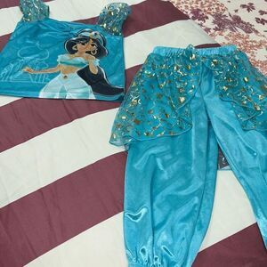 Disney Princess jasmine pajamas dress up sz 5